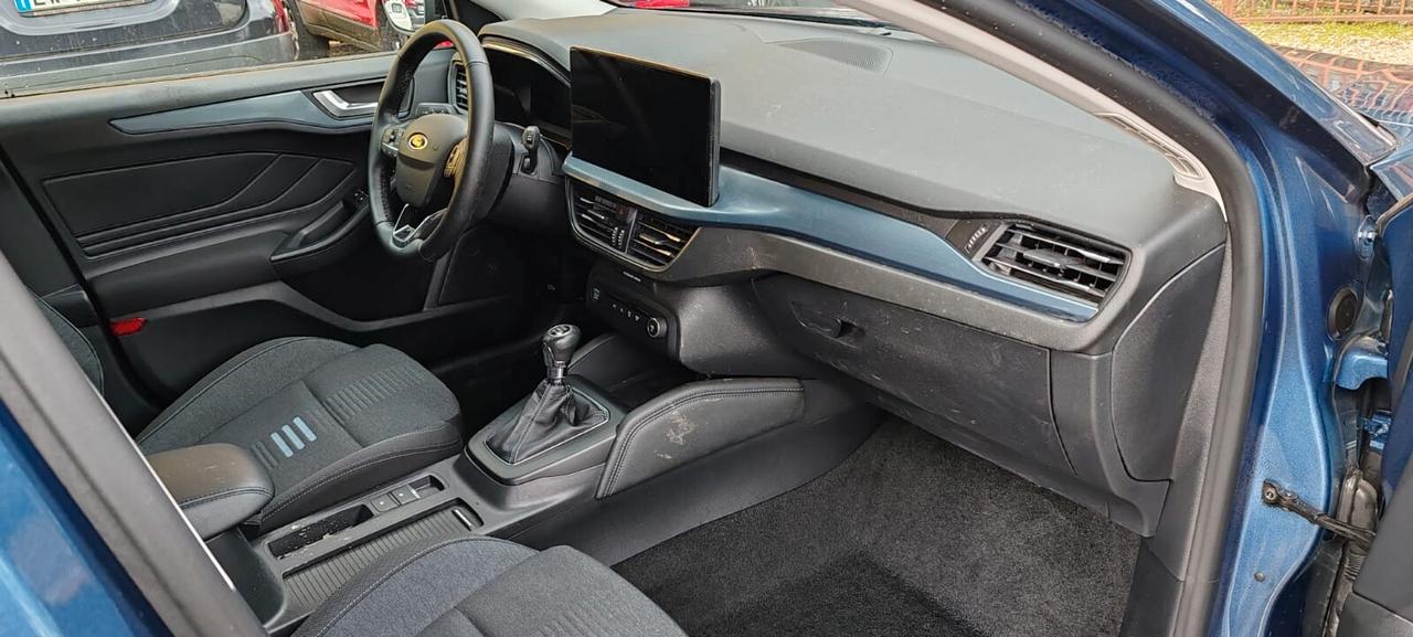 Ford Focus 1.0 Hybrid 125 CV leggermente alluvionata