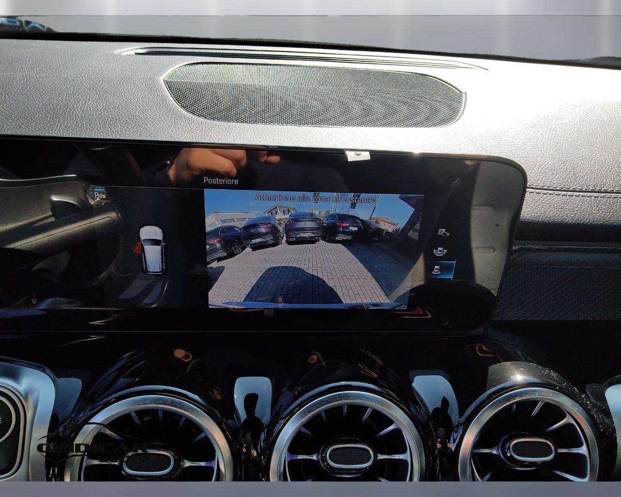 Mercedes-Benz GLB - X247 2019 - GLB 200 d Premium auto