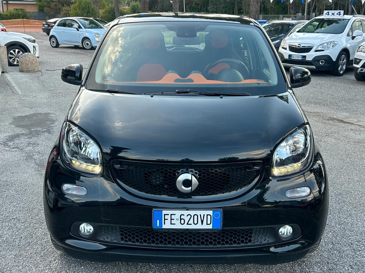 " UNA CHICCA " Smart ForFour 70 1.0 twinamic Passion