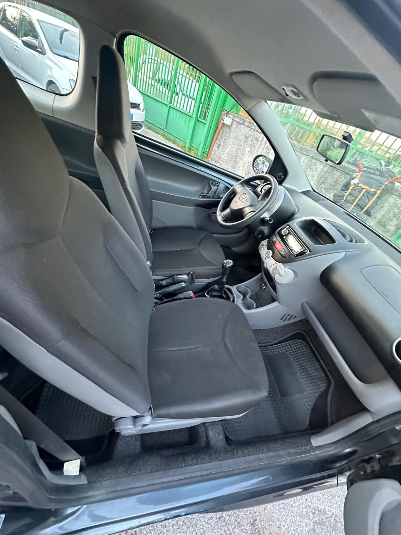 Toyota Aygo 1.0 12V VVT-i 3 porte