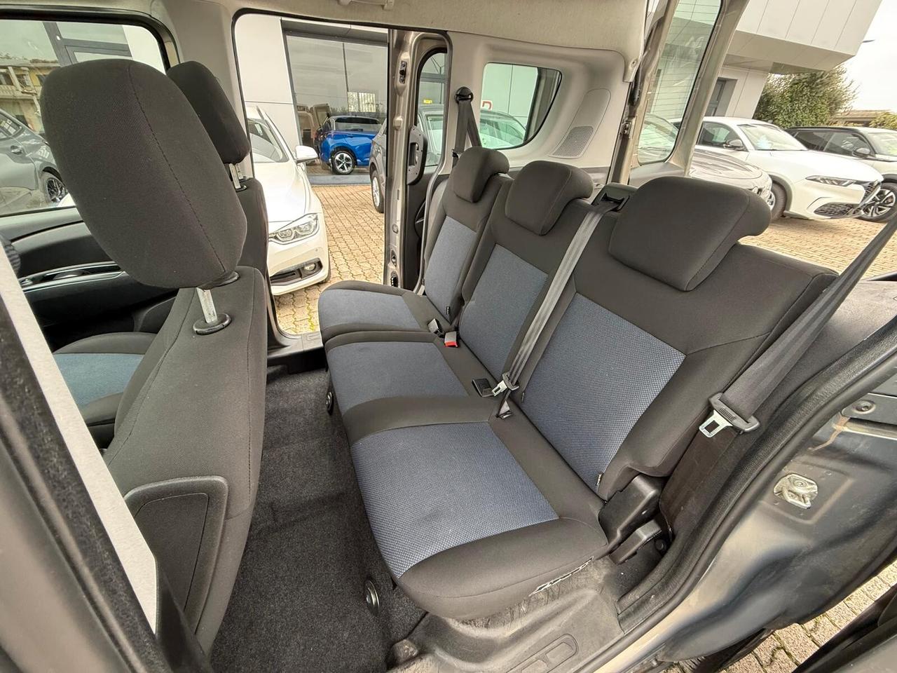 Opel Combo 1.4 95CV PC-TA PER TRASPORTO DISABILI