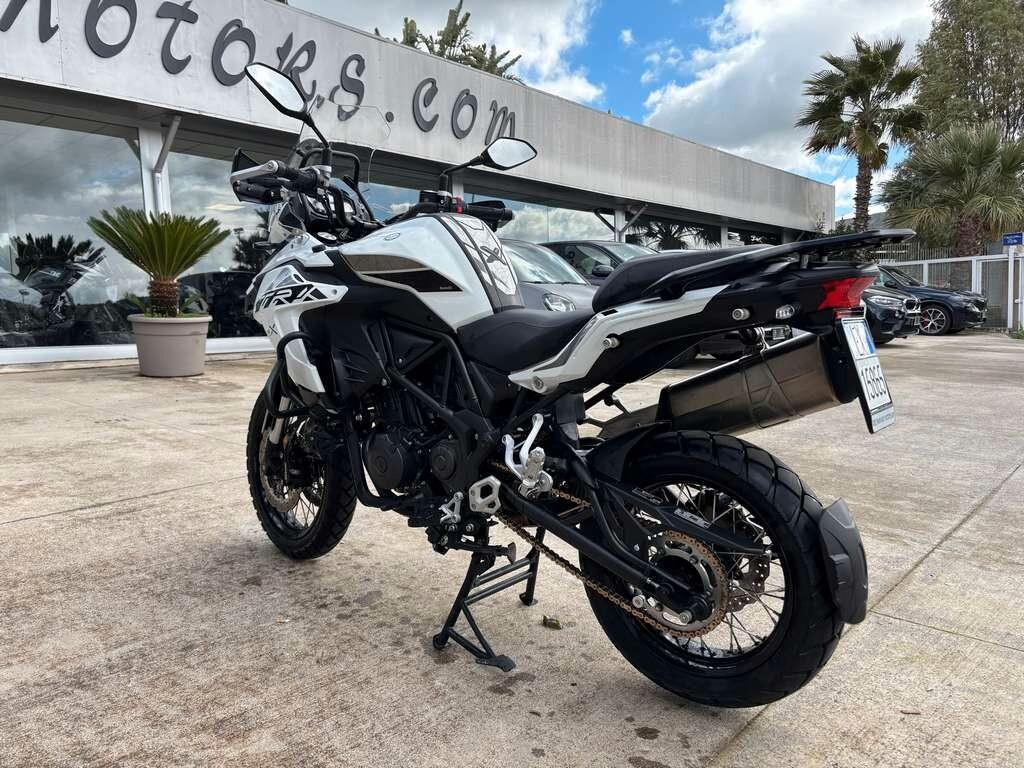 Benelli TRK 502 2021/ KM 17.000 Tua a solo 35 Euro al mese