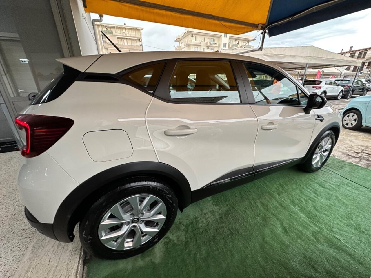 Renault Captur TCe 12V 100 CV GPL Intens
