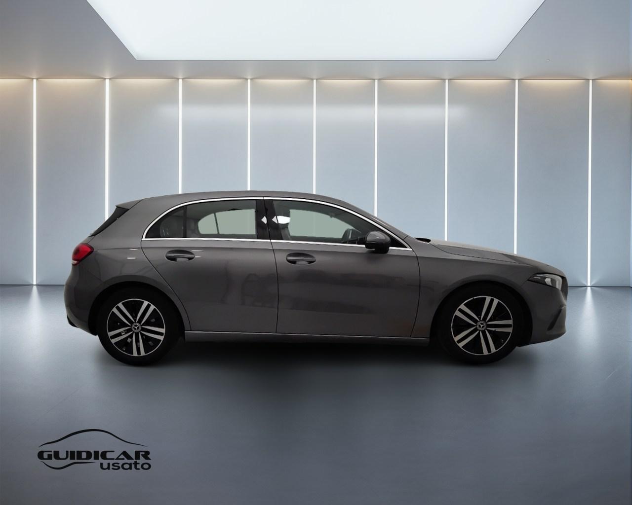 Mercedes-Benz Classe A - W177 2018 - A 180 d Sport auto