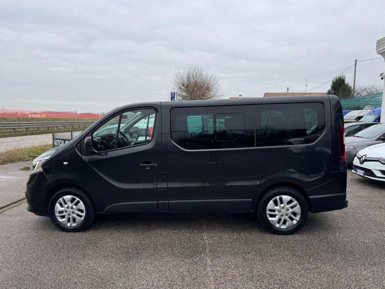 Renault Trafic T27 2.0 dCi 145CV PC-TN Intens Energy