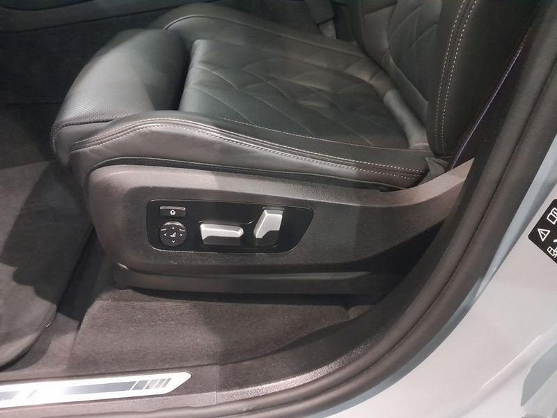 BMW X5 xdrive40d mhev 48V Msport auto
