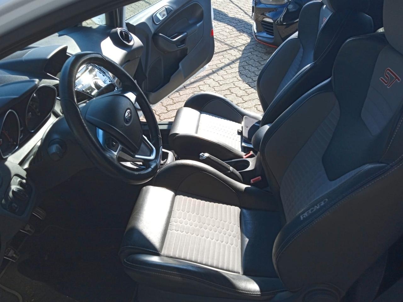 Ford Fiesta ST SENS PARK 17" VETRI SCURI NAVIGATORE IN ARRIVO OPZIONABILR