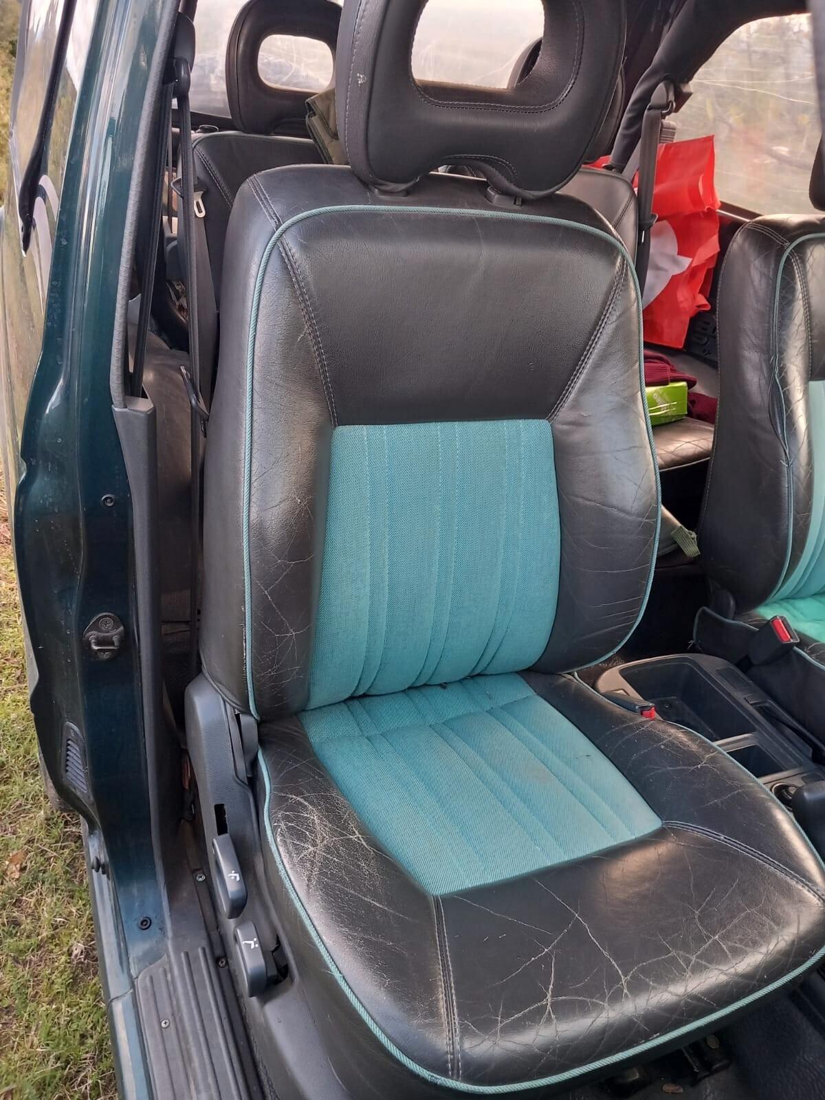 Mitsubishi Pajero Canvas Top vettura con certificazione ASI