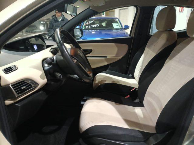 LANCIA Ypsilon 1.2 69 CV 5 porte Gold