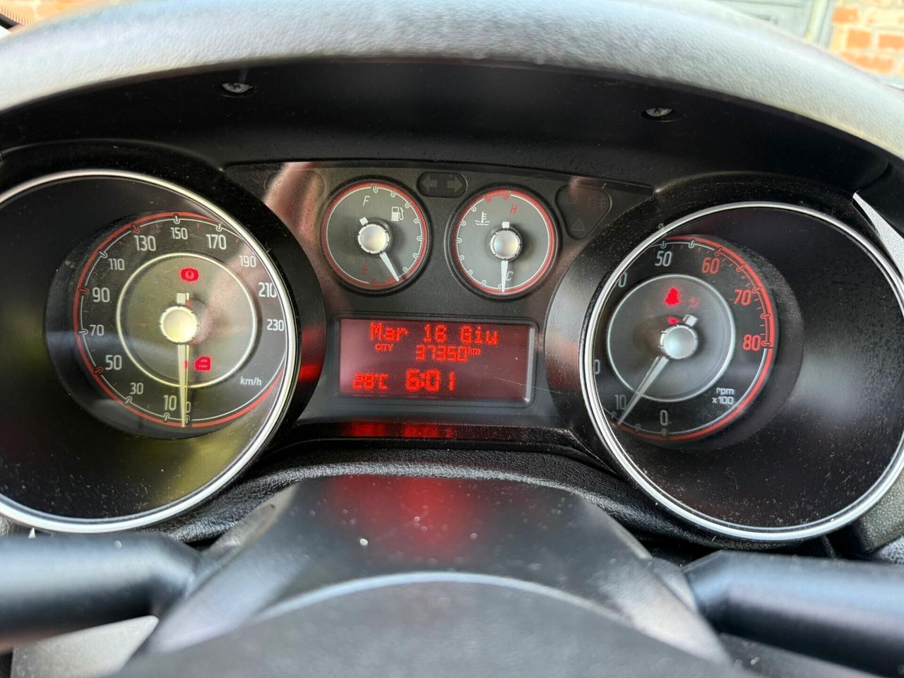 Fiat Punto 1.2 benzina solo 37.000 km