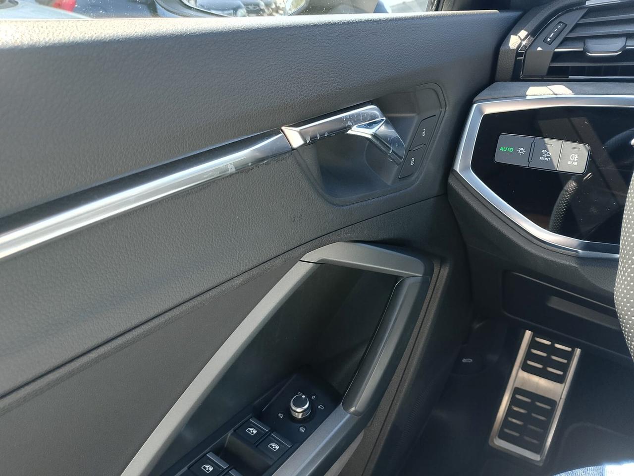 Audi Q3 35 TDI S tronic line edition