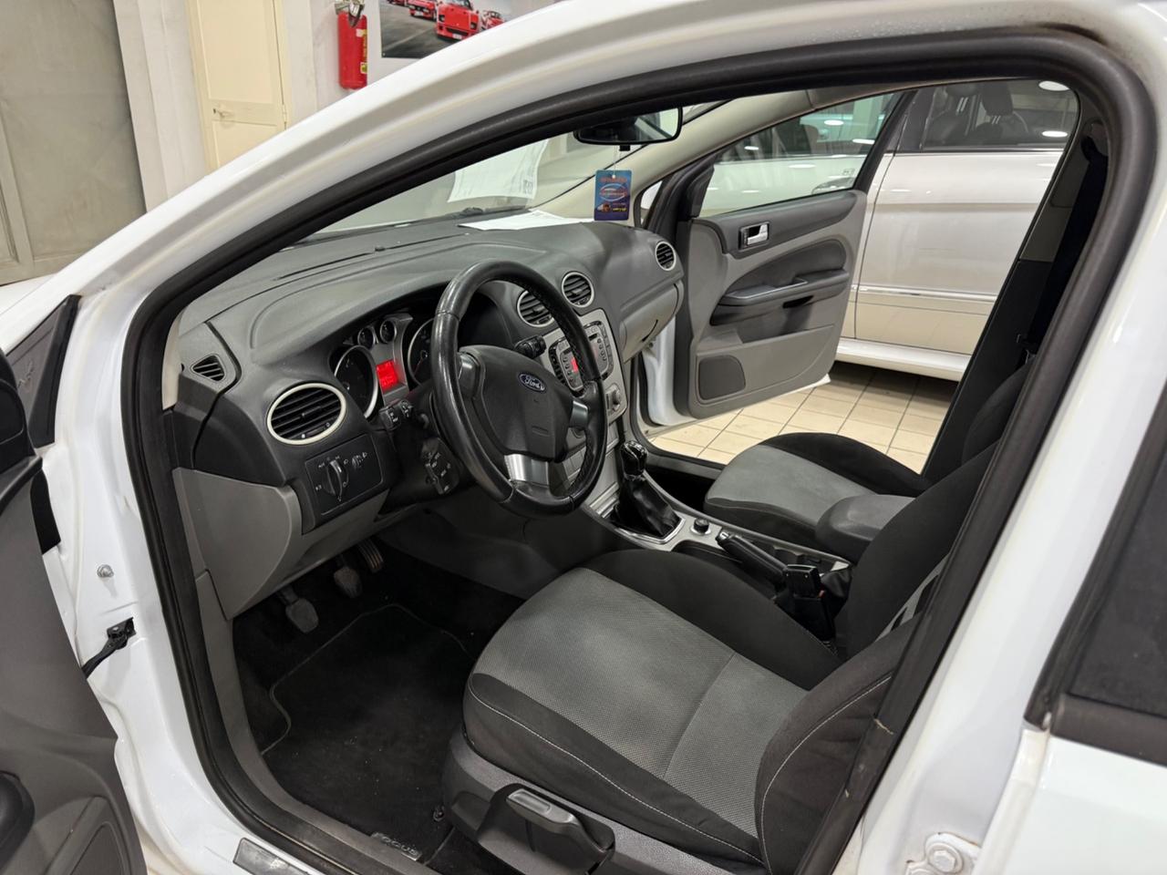 Ford Focus 1.6 TDCi full optional