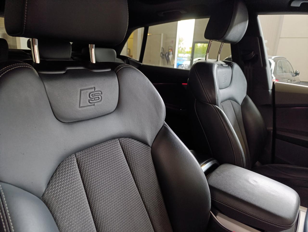 Audi Q8 60 3.0 tfsi e S line Plus quattro tiptronic