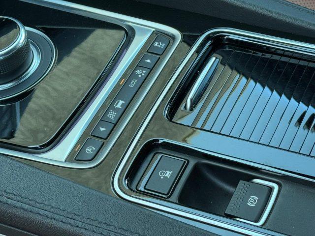 JAGUAR F-Pace 3.0 D V6 300 CV AWD aut. First Edition PELLE