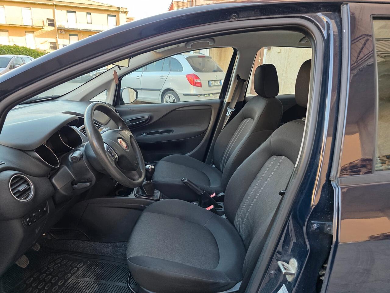 Fiat Punto 1.3 MJT II 75 CV 5 porte Street