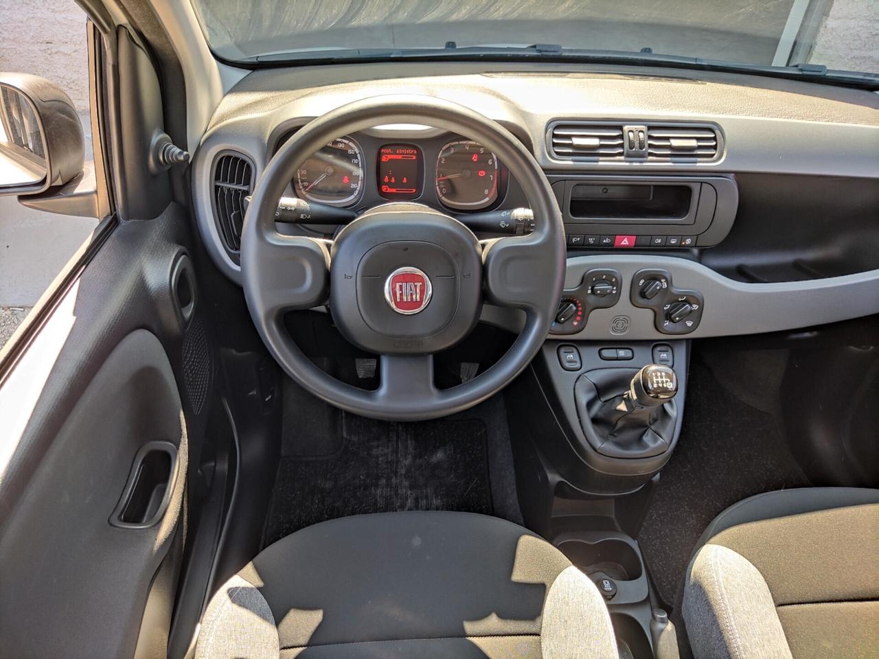 Fiat Panda 1.0 GSE S&S Hybrid Street Van 4 posti