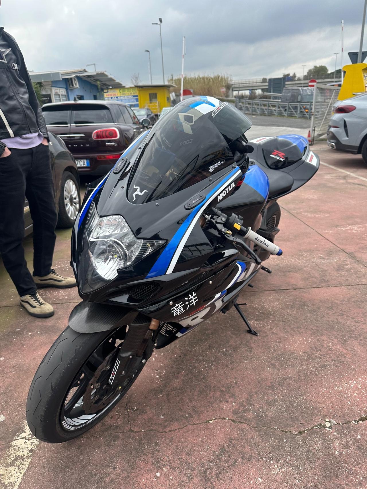 Suzuki GSX R 1000 k5