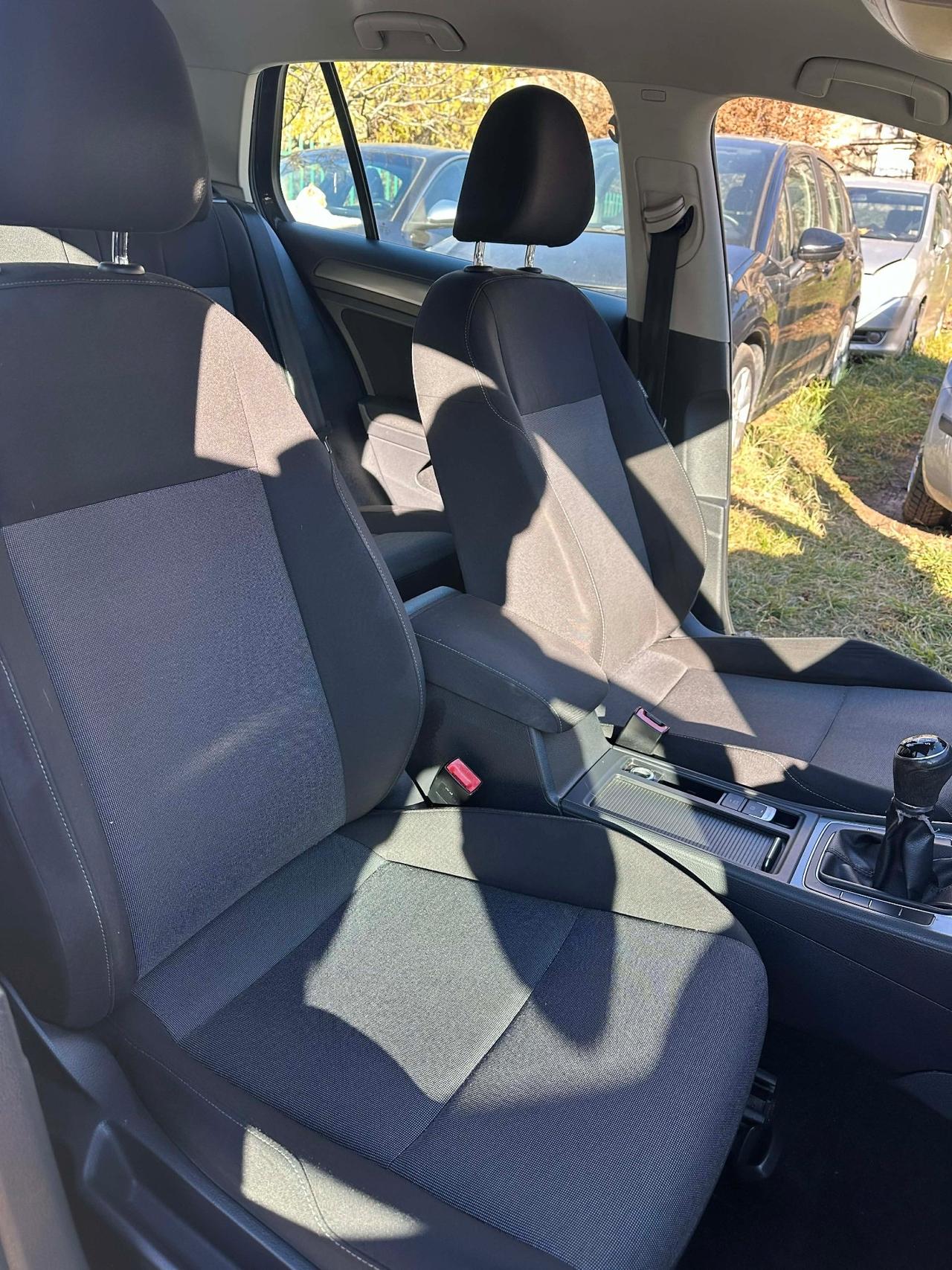 Volkswagen GOLF 1.4 TGI 5P BLUEMOTION KMCERT UNICOPR