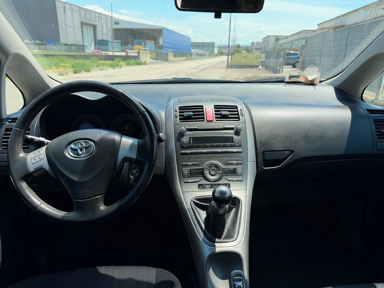 Toyota Auris D-4D Sol