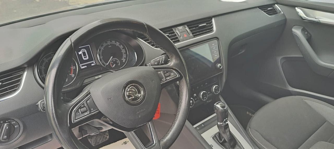 Skoda Octavia 1.5 DSG Wagon Ambition G-Tec