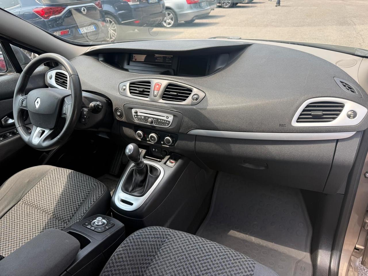 Renault Scenic Scénic X-Mod 1.5 dCi 110CV Luxe