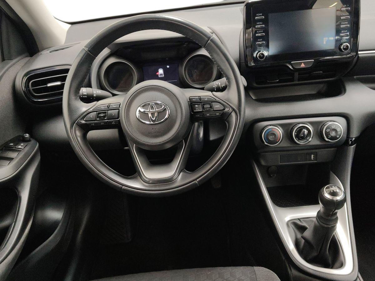 TOYOTA Yaris 4ª serie - Yaris 1.0 5 porte Trend