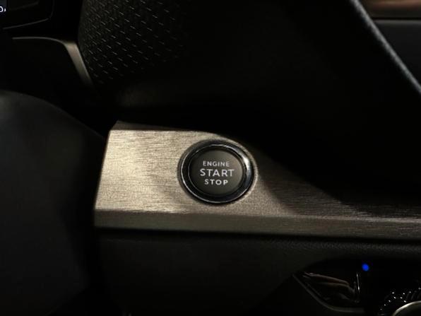 Citroen C5 X 1.2 puretech Shine s&s 130cv eat8