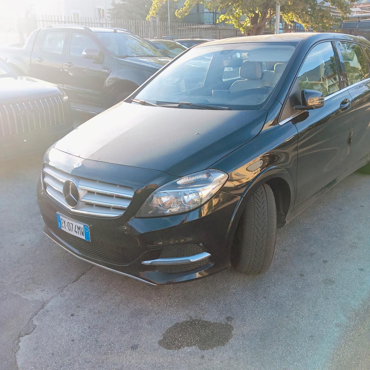 Mercedes-benz B 200 NGD Sport
