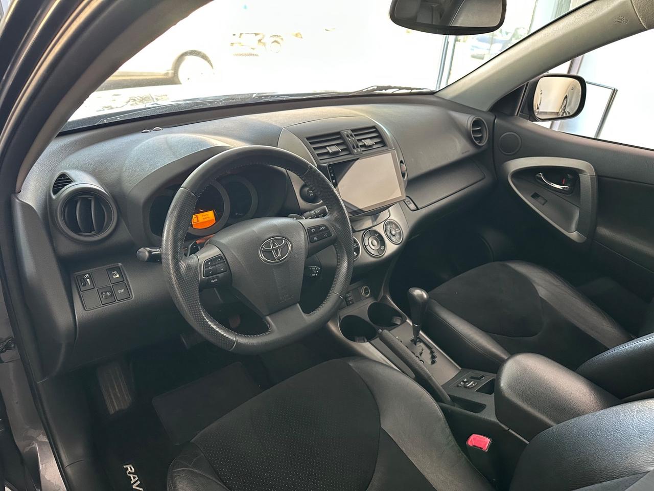 Toyota RAV 4 RAV4 Crossover 2.2 D-4D 150 CV Lounge