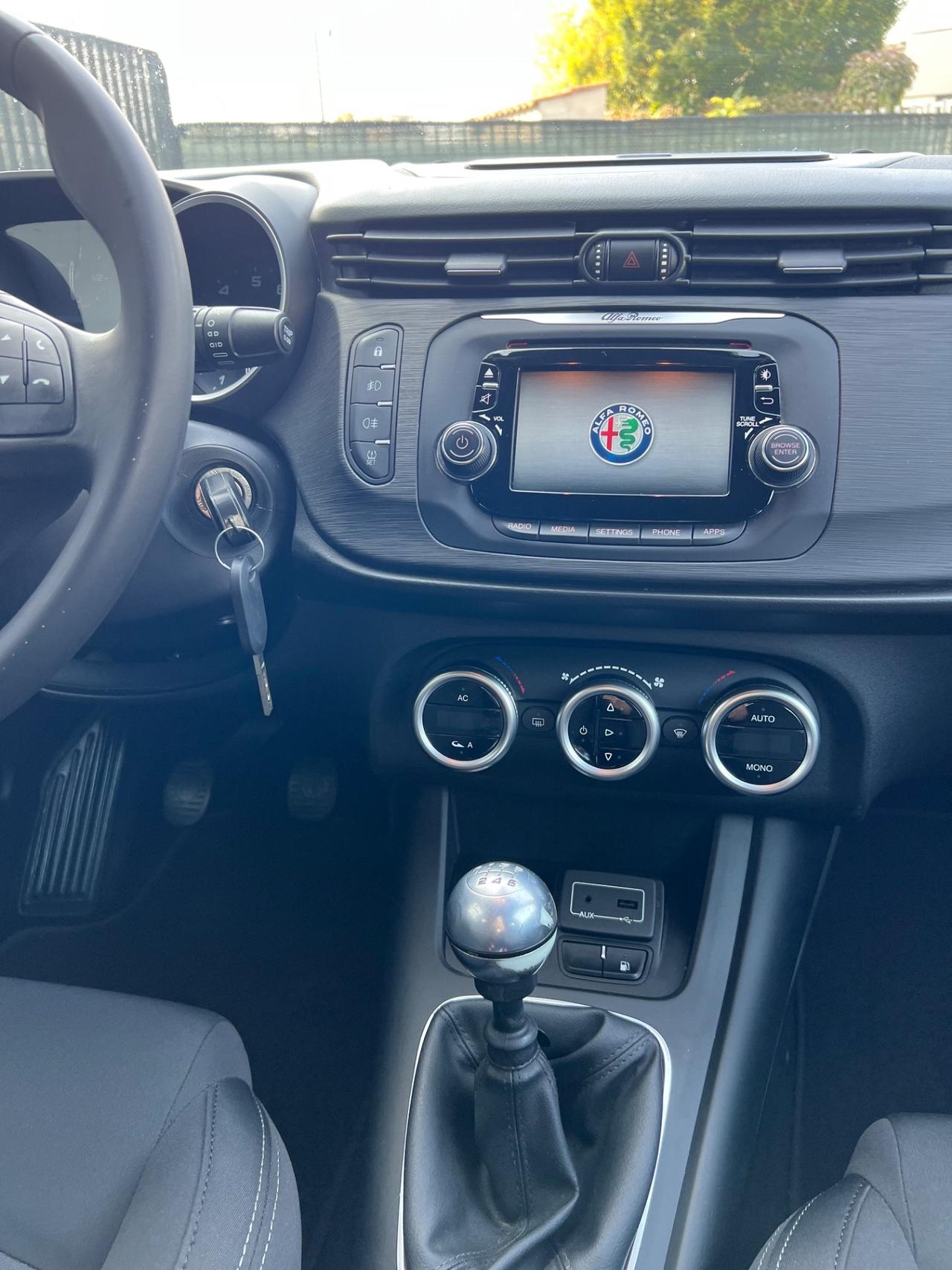 Alfa Romeo Giulietta 1.4 Turbo 120 CV GPL Super
