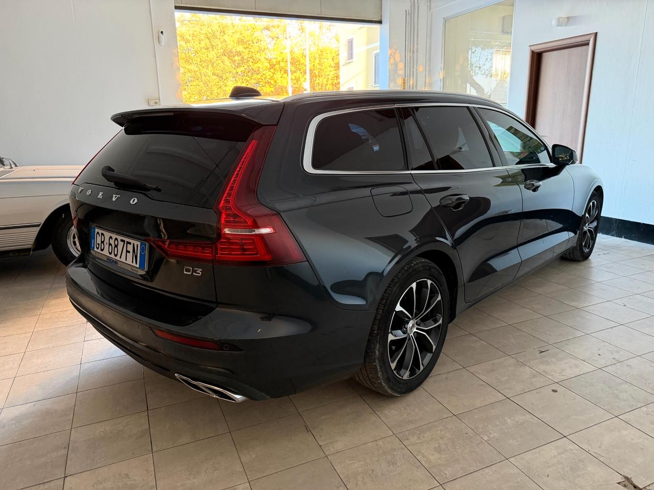 Volvo V60 D3 Geartronic Inscription 12/2020 AUTOCARRO