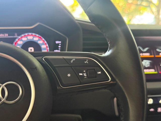 AUDI A1 citycarver 30 TFSI