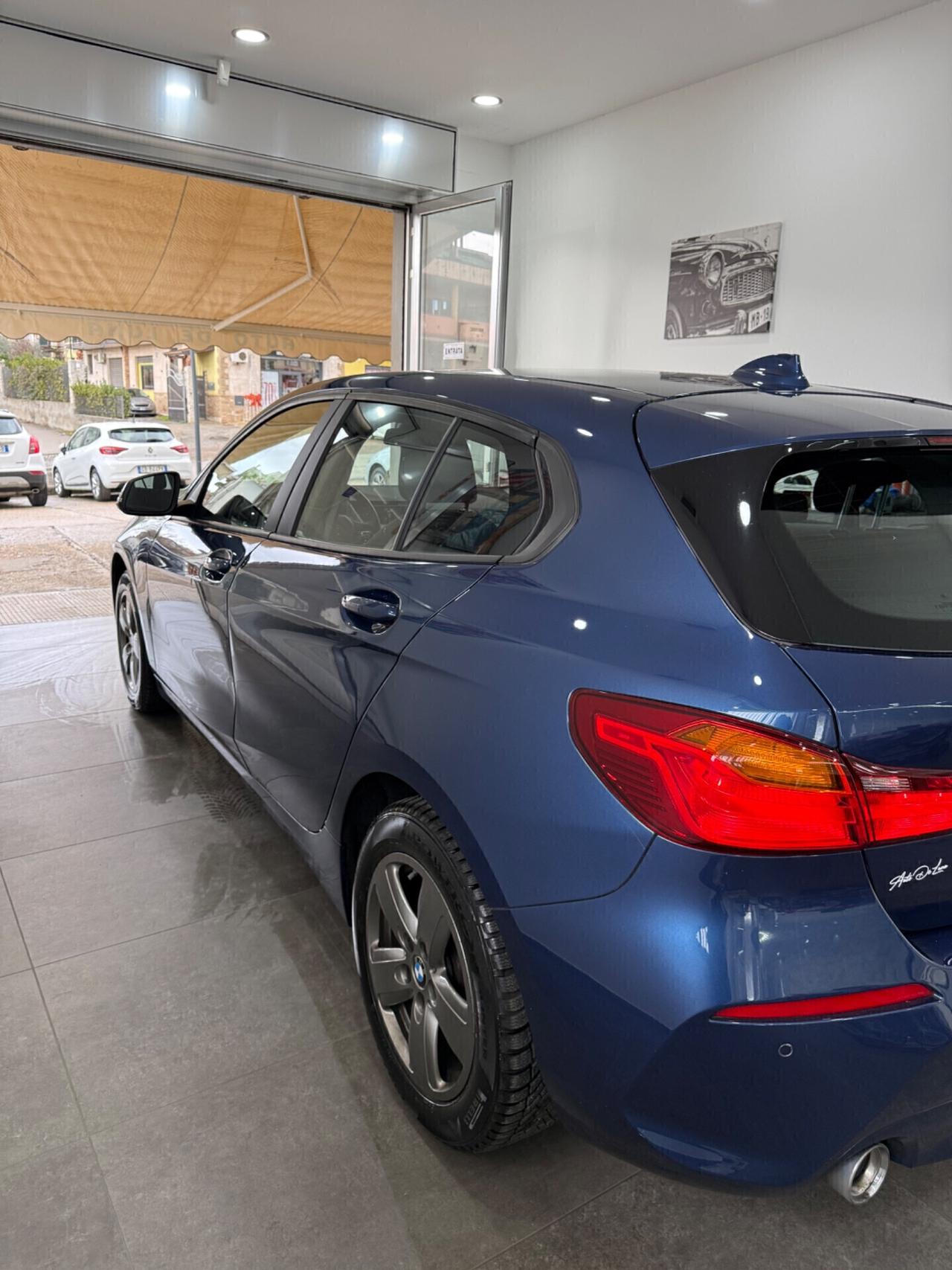 Bmw 116 116d 5p. Sport uni proprietario 15-10- 2020