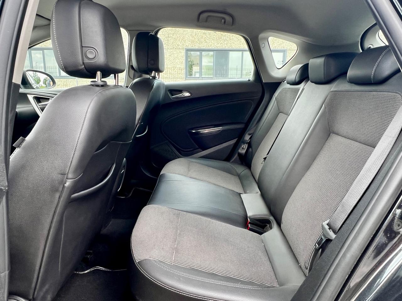 Opel Astra 1.7 CDTI 125CV 5 porte Cosmo Fleet