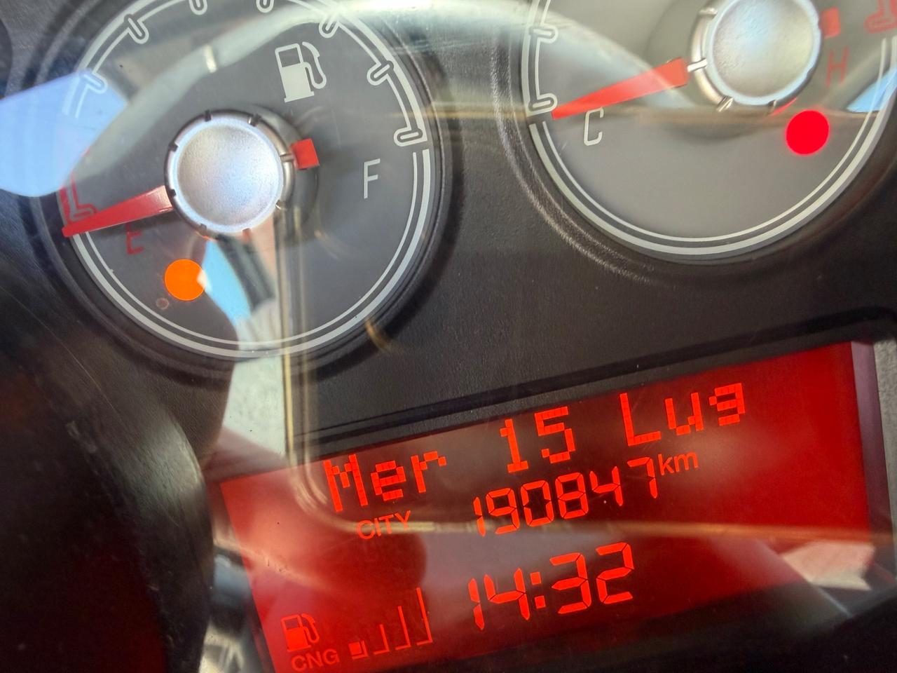 Fiat Punto Evo 1.4 5 porte Active Natural Power