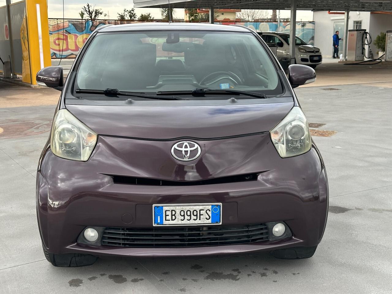 Toyota iQ 1.0