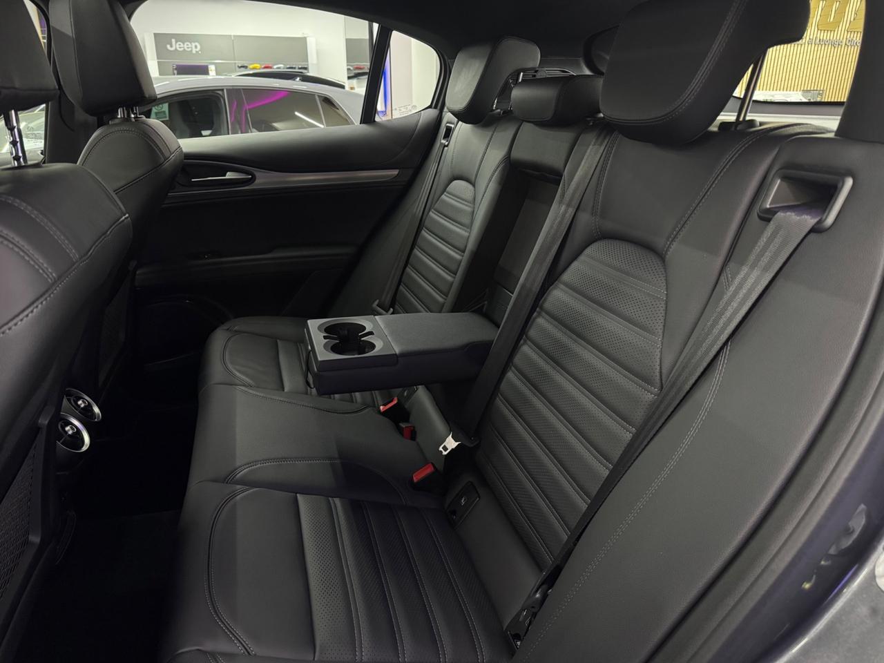 Alfa Romeo Stelvio 2.2 210Cv Q4 Veloce-Iper Full