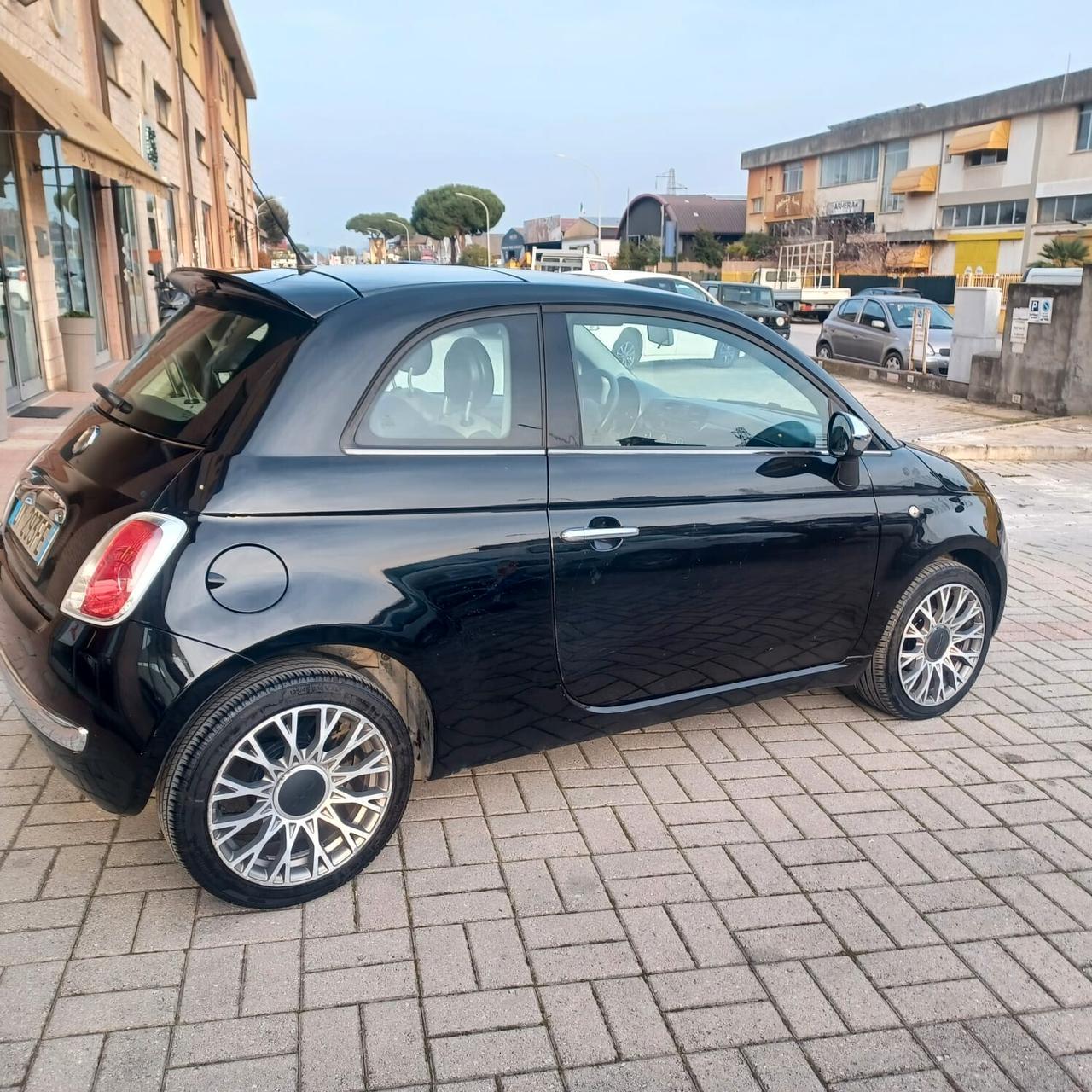 TETTO PANORAMICO MOLTO BELLA 500 1.3 MJTD NEOPATENATI