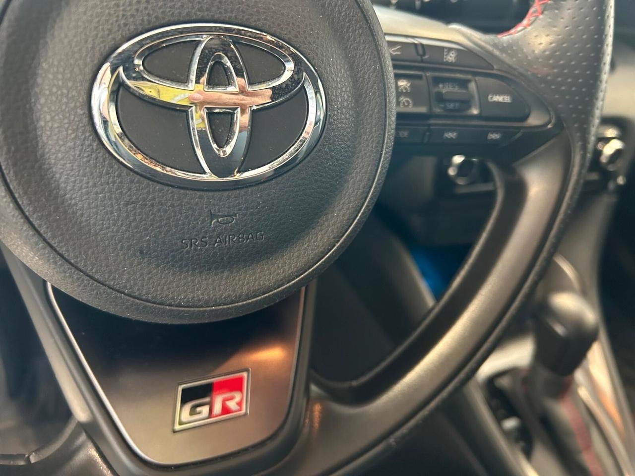 Toyota Yaris GR SPORT 1.5 Hybrid 5 porte UNICO PR.