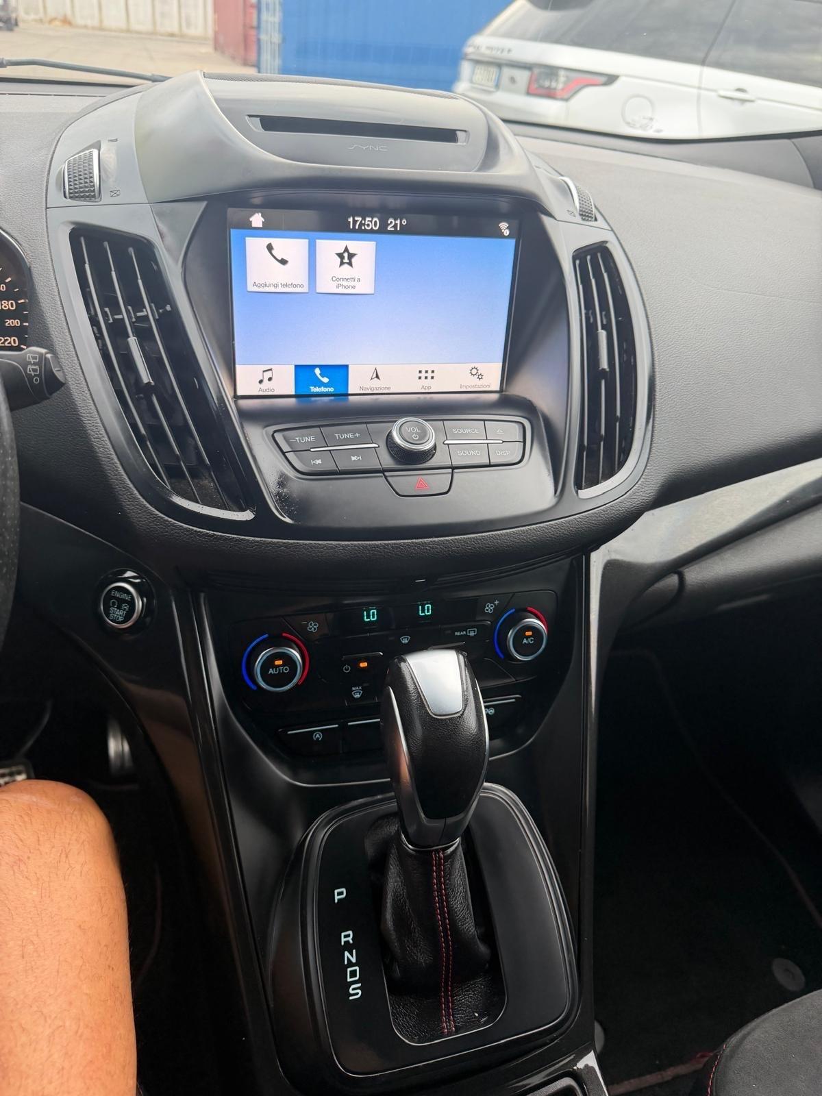 Ford Kuga 2.0 TDCI 120 CV S&S 2WD Powershift ST-Line