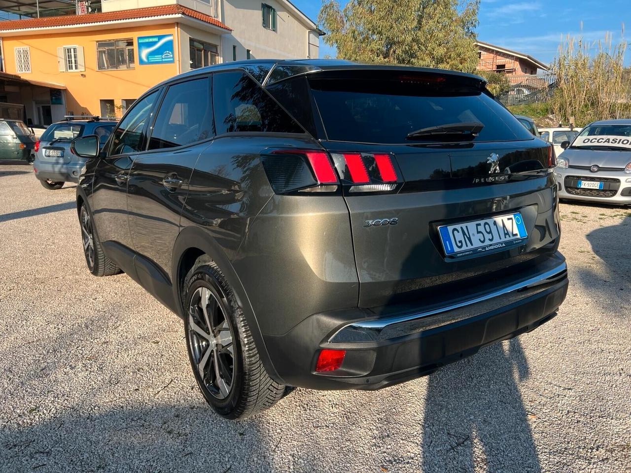 Peugeot 3008 BlueHDi 130 S&S EAT8 Active