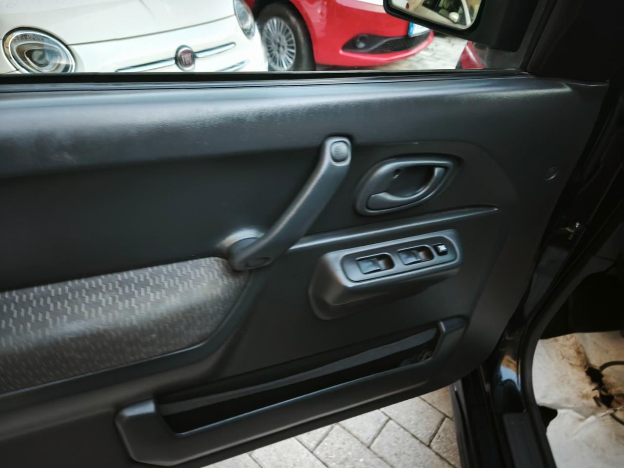 Suzuki Jimny 1.3i 16V cat 4WD JX