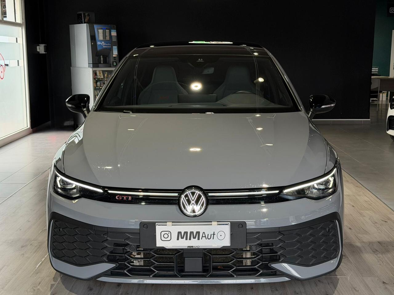 Volkswagen Golf GTI 2.0 TSI DSG