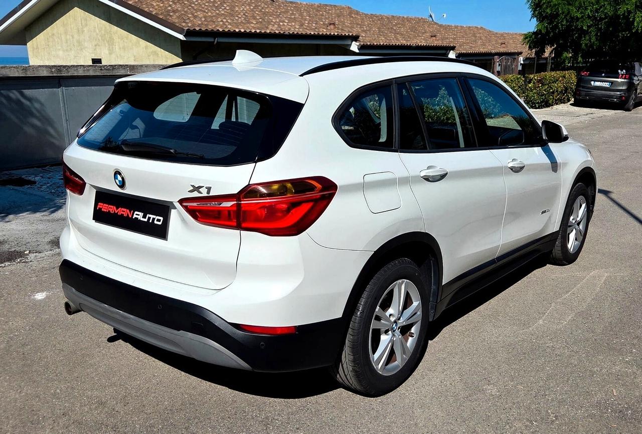 Bmw X1 sDrive18d Advantage Automatica