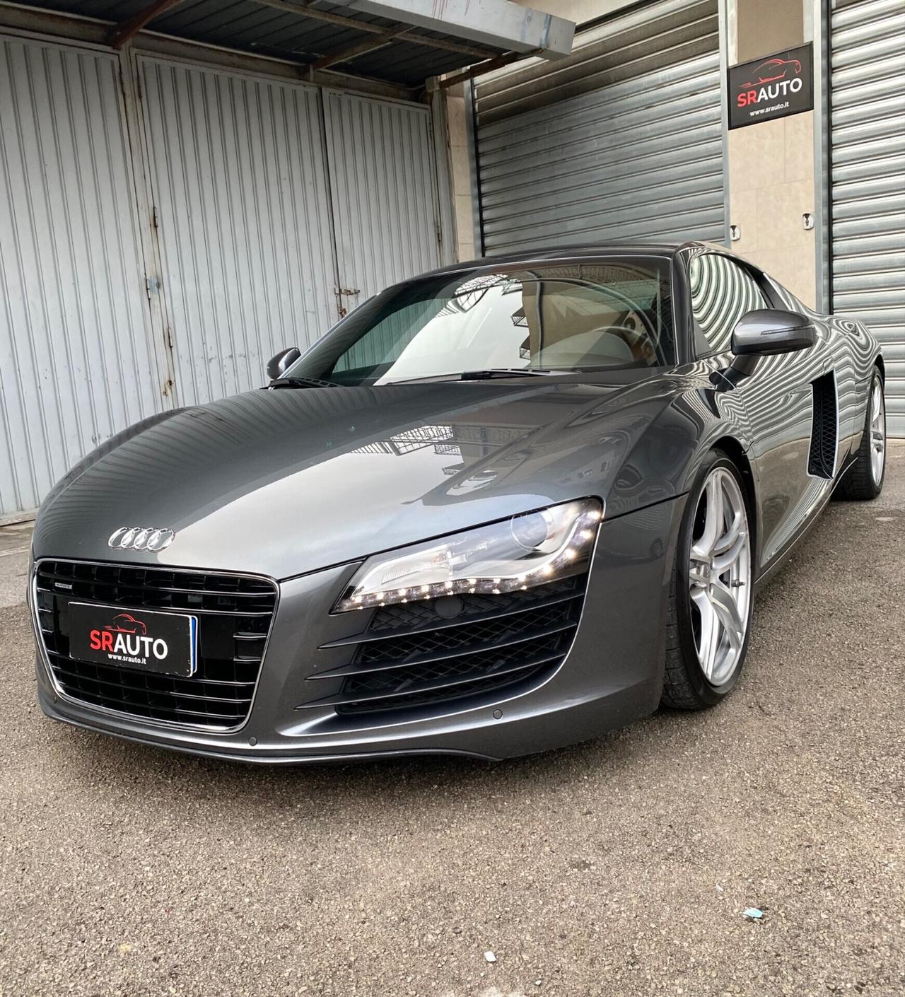 Audi R8 4.2 V8 FSI 420cv quattro R-tronic