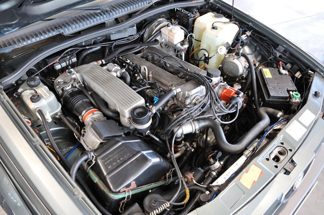 Alfa Romeo 75 2.0i TS 1a serie ASI CRS quadro arancio