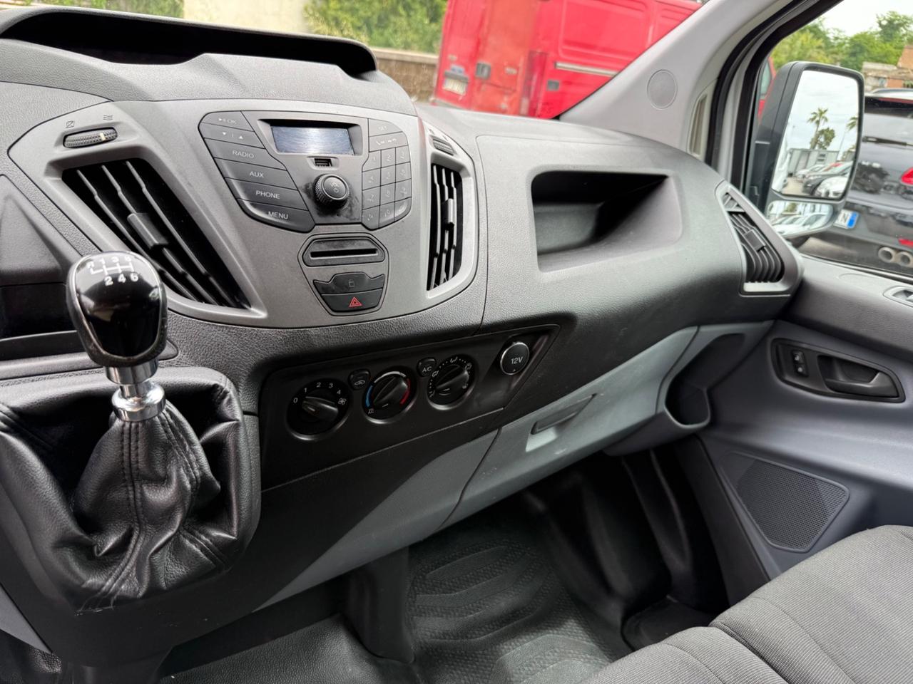 Ford Transit Custom 2.2 Diesel Passo Lungo