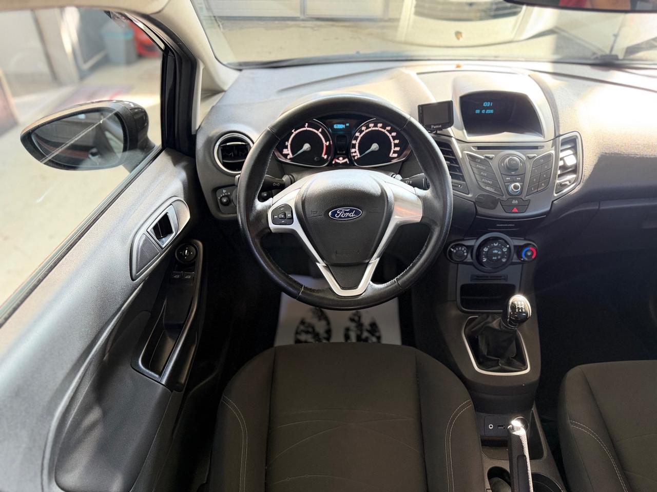 Ford Fiesta 1.5 TDCi 75CV 5 porte Titanium