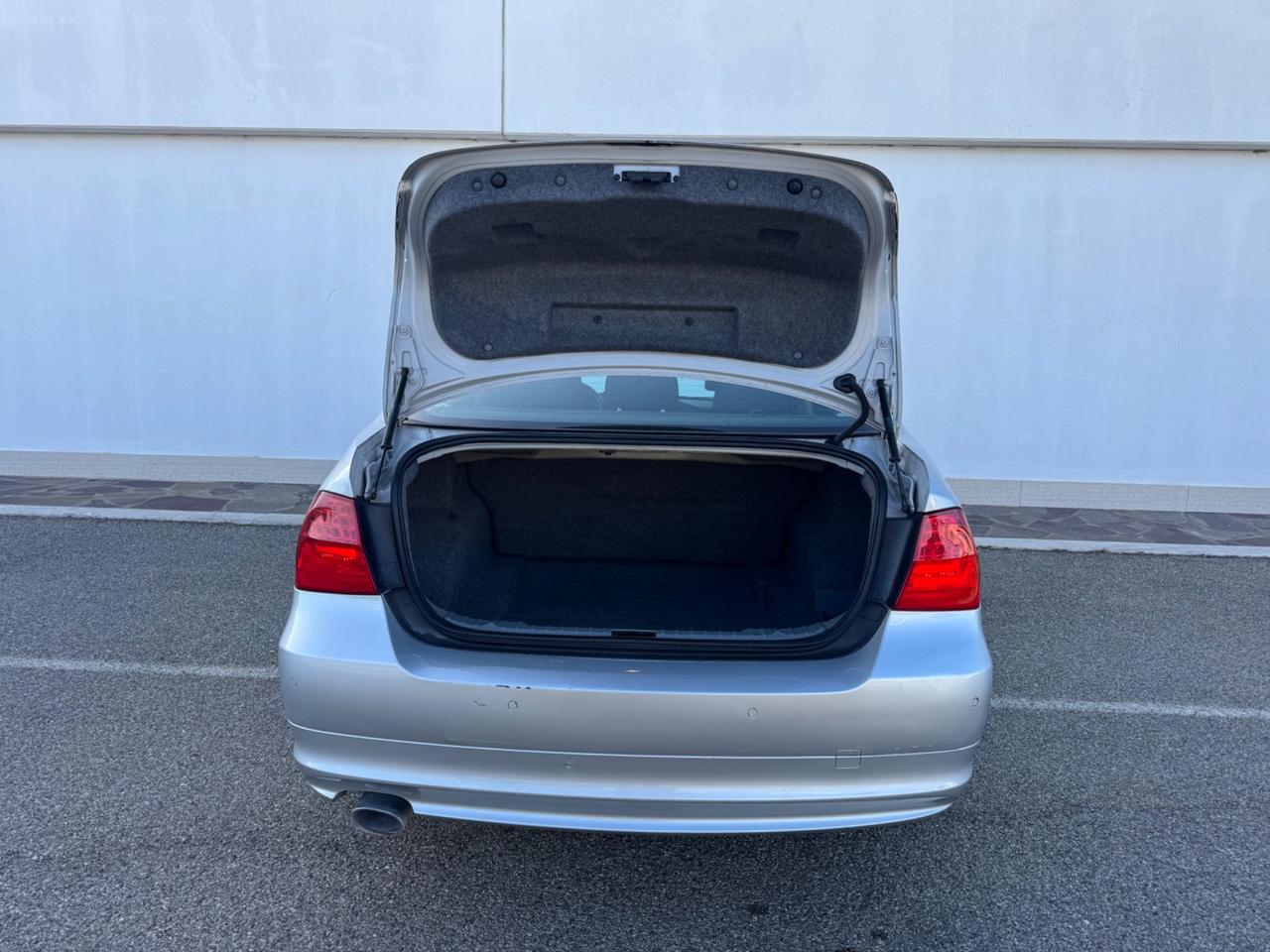 Bmw 320 320d cat Futura