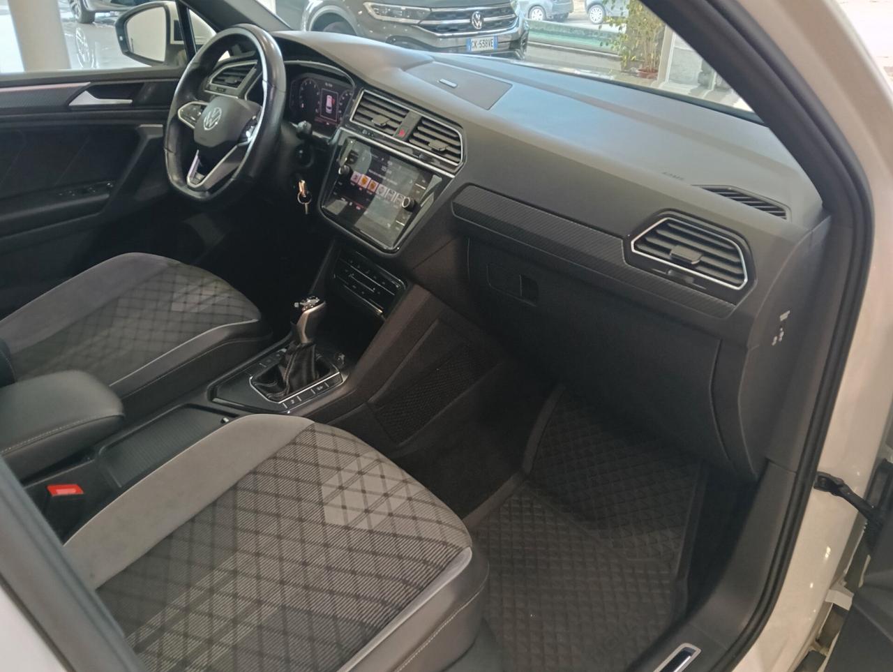 Volkswagen Tiguan 1.5 TSI 150 CV DSG ACT R-Line